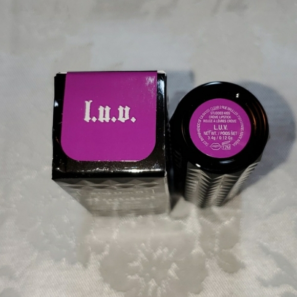 Kat Von D Studded Kiss Lipstick - Picture 5 of 6